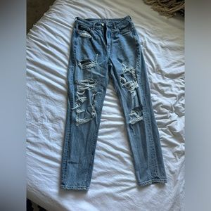 American Eagle Highest Rise Mom Jeans. Size 2, never worn
